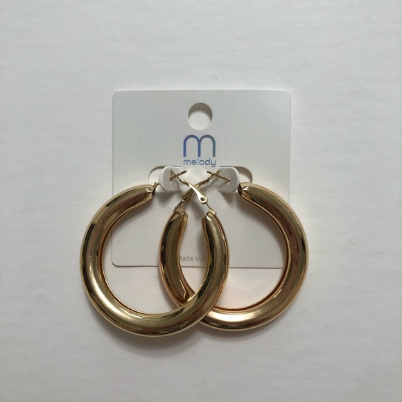 Gold large thick hoop earrings - Picture 2 of 7